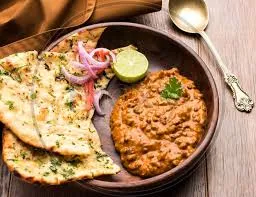 Dal Makhani With Kulcha/Naan